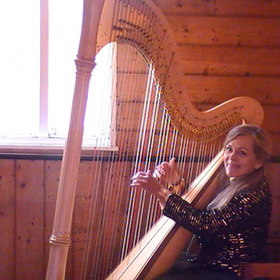Sandra Petersen - Harpist